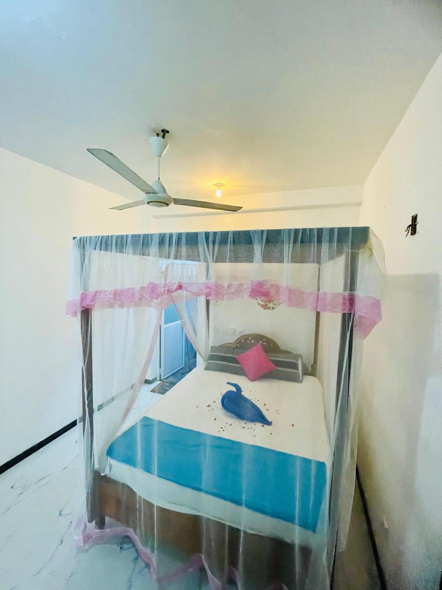 Moon Light Guest Bed & Breakfast Mirissa Exterior photo